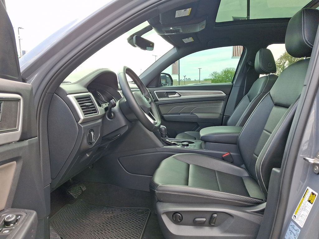 2021 Volkswagen Atlas Cross Sport 2.0T SE w/Technology