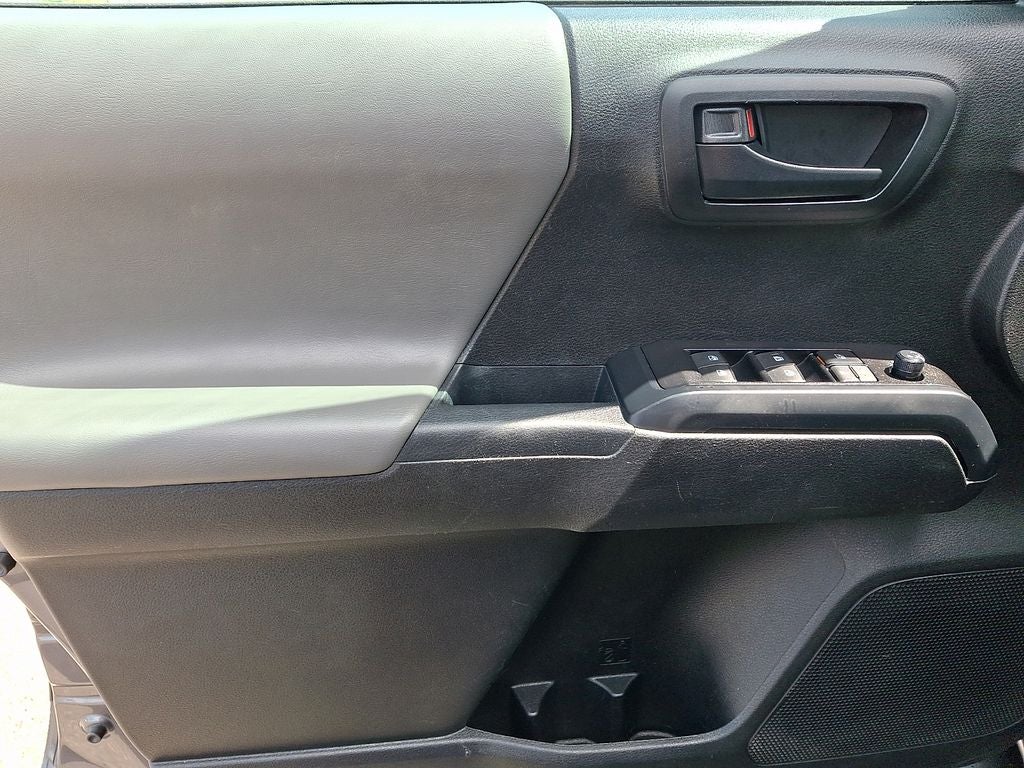 2021 Toyota Tacoma SR V6