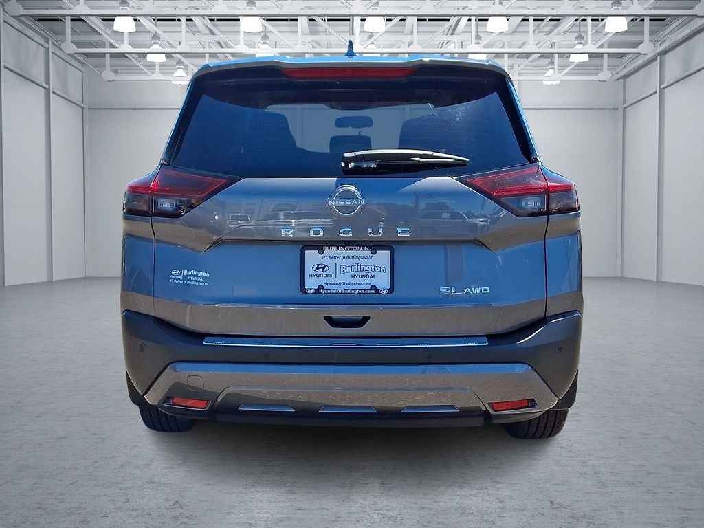 2022 Nissan Rogue SL