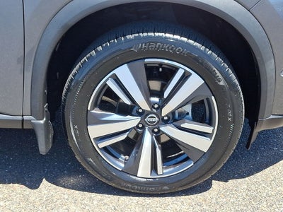 2022 Nissan Rogue SL