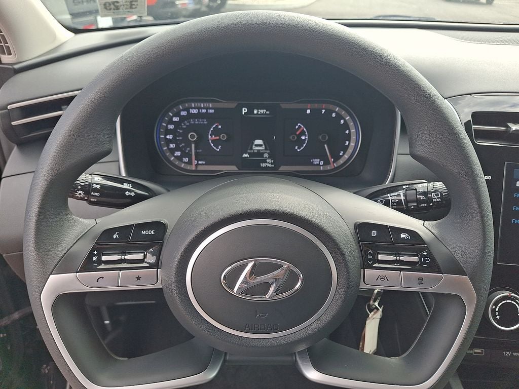 2024 Hyundai TUCSON SE