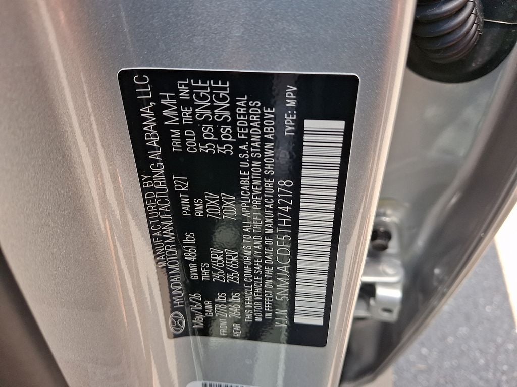 2026 Hyundai TUCSON SE