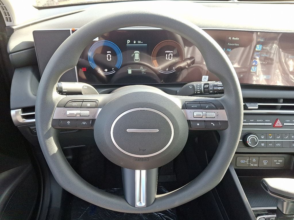 2025 Hyundai TUCSON SE