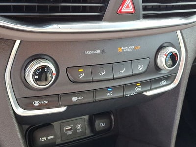 2019 Hyundai SANTA FE SE