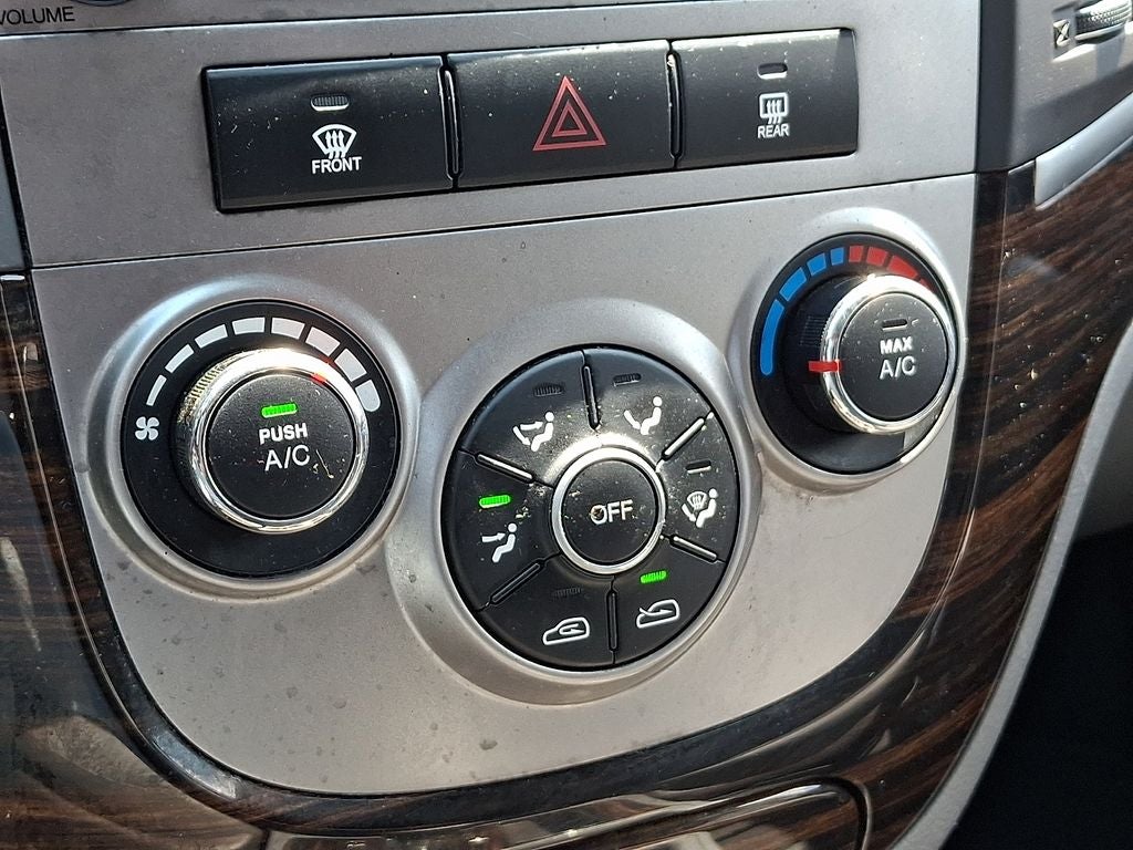 2010 Hyundai SANTA FE SE