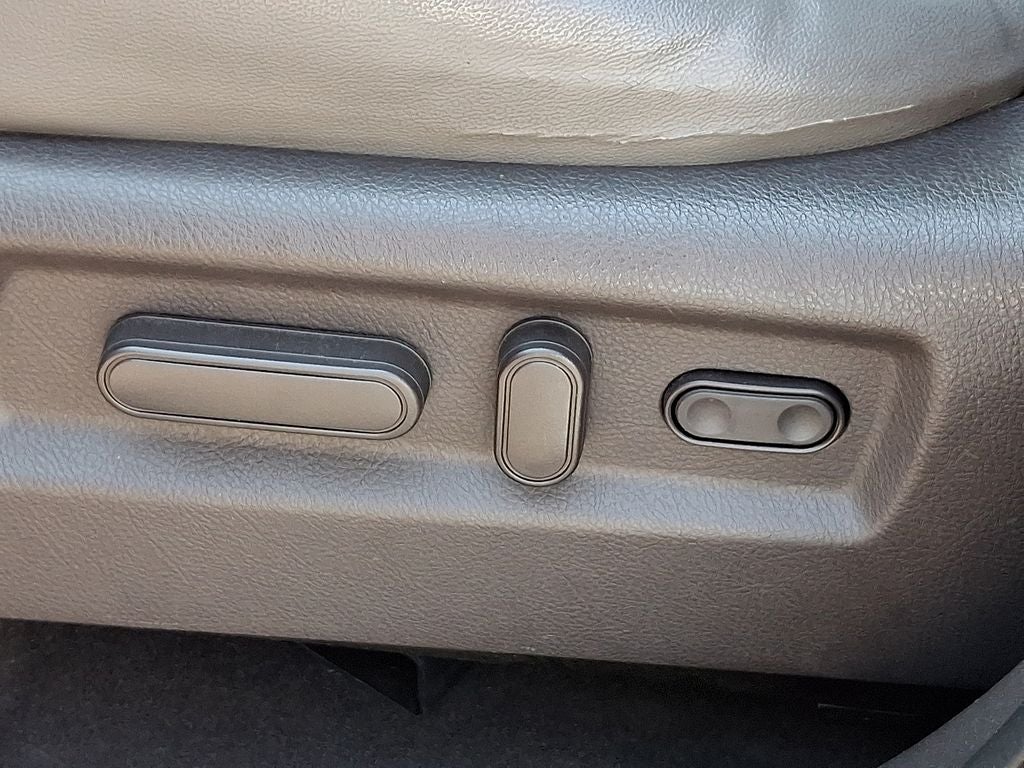 2010 Hyundai SANTA FE SE