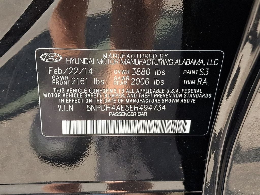 2014 Hyundai ELANTRA SE