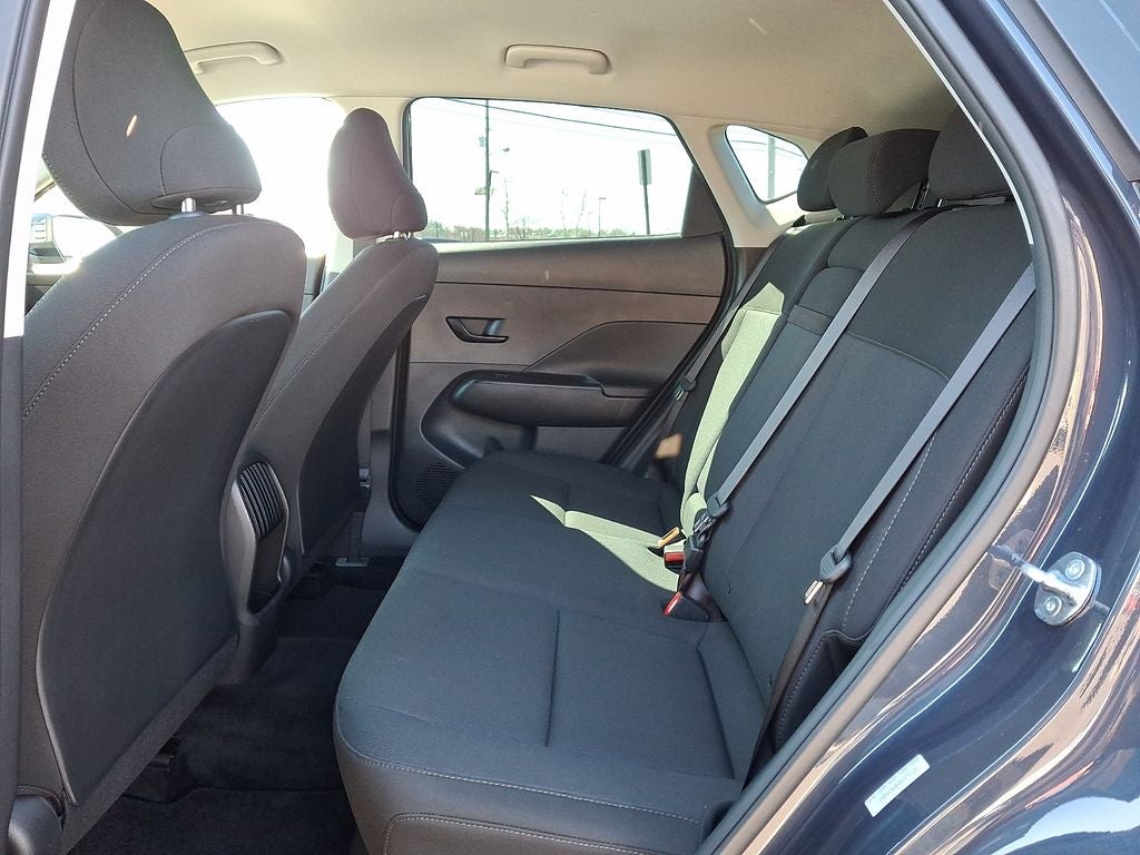 2025 Hyundai KONA SE