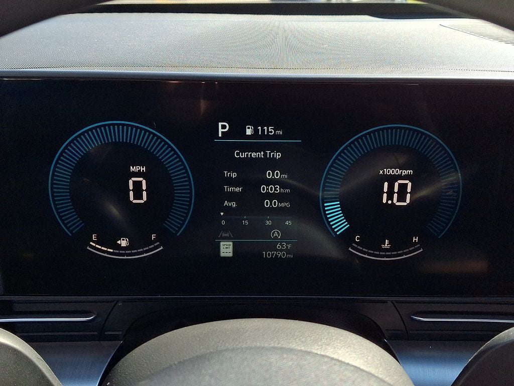 2025 Hyundai KONA SE