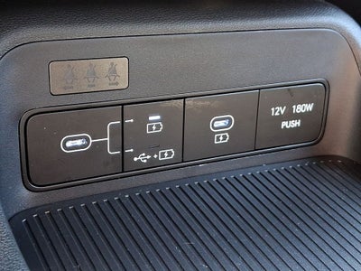 2025 Hyundai KONA SE