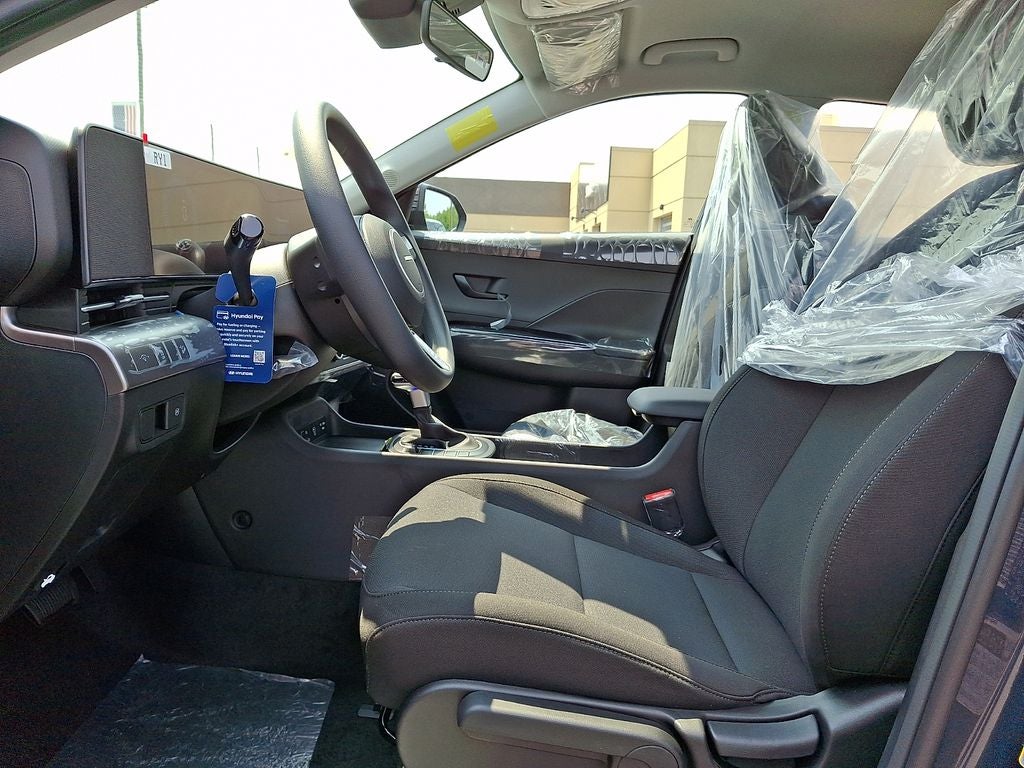 2027 Hyundai KONA SE