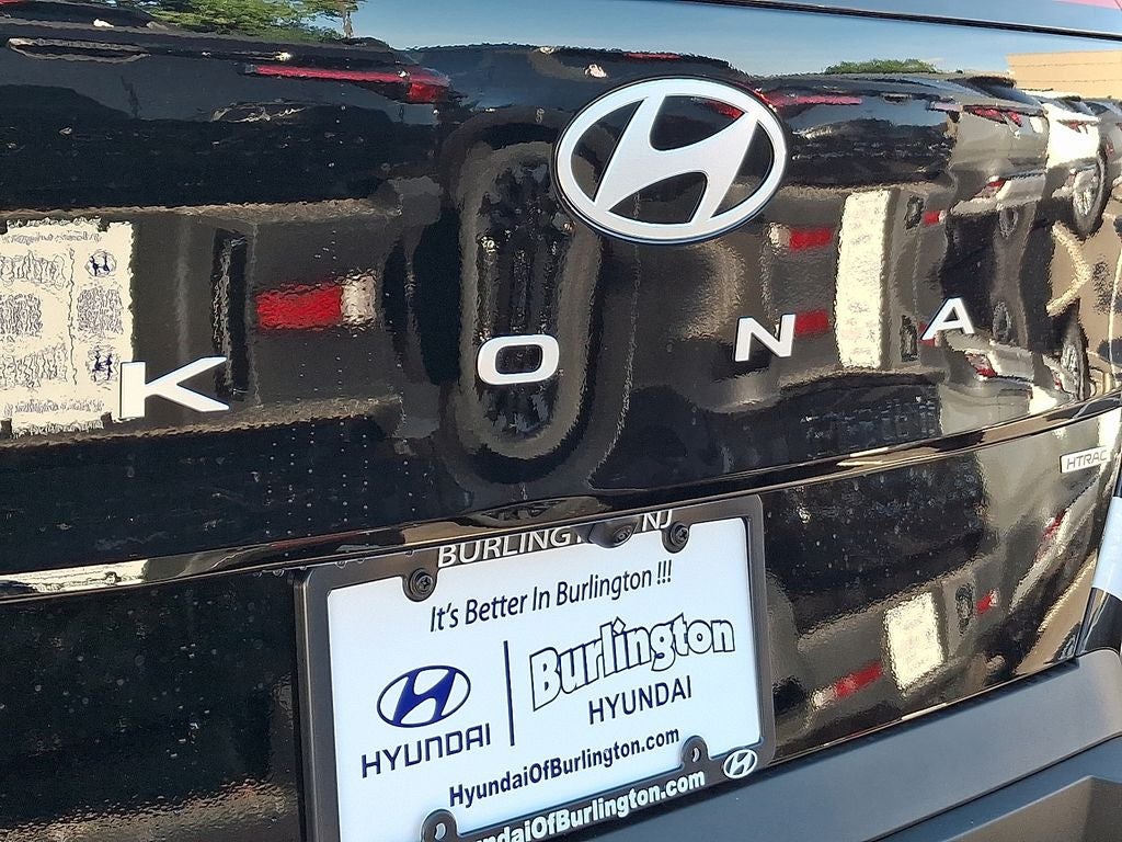 2027 Hyundai KONA SE