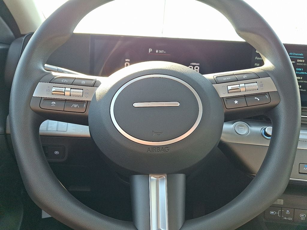 2027 Hyundai KONA SE