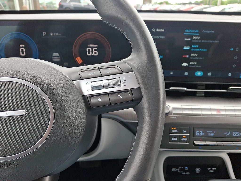 2024 Hyundai KONA SEL