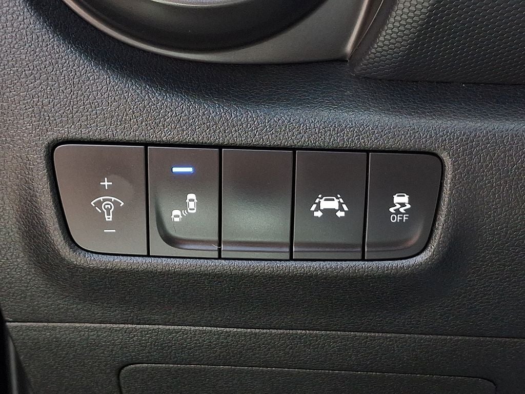 2020 Hyundai KONA SEL Plus