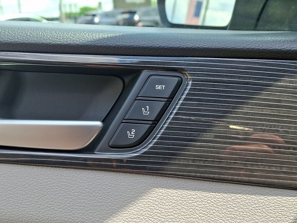 2019 Hyundai SONATA PLUG-IN HYBRID Limited