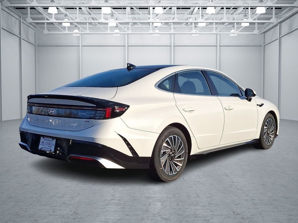 2026 Hyundai SONATA HYBRID SEL