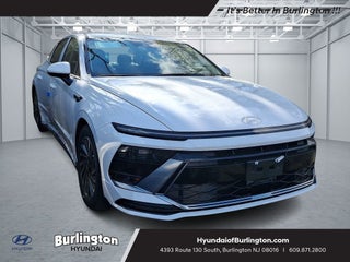 2025 Hyundai SONATA HYBRID SEL