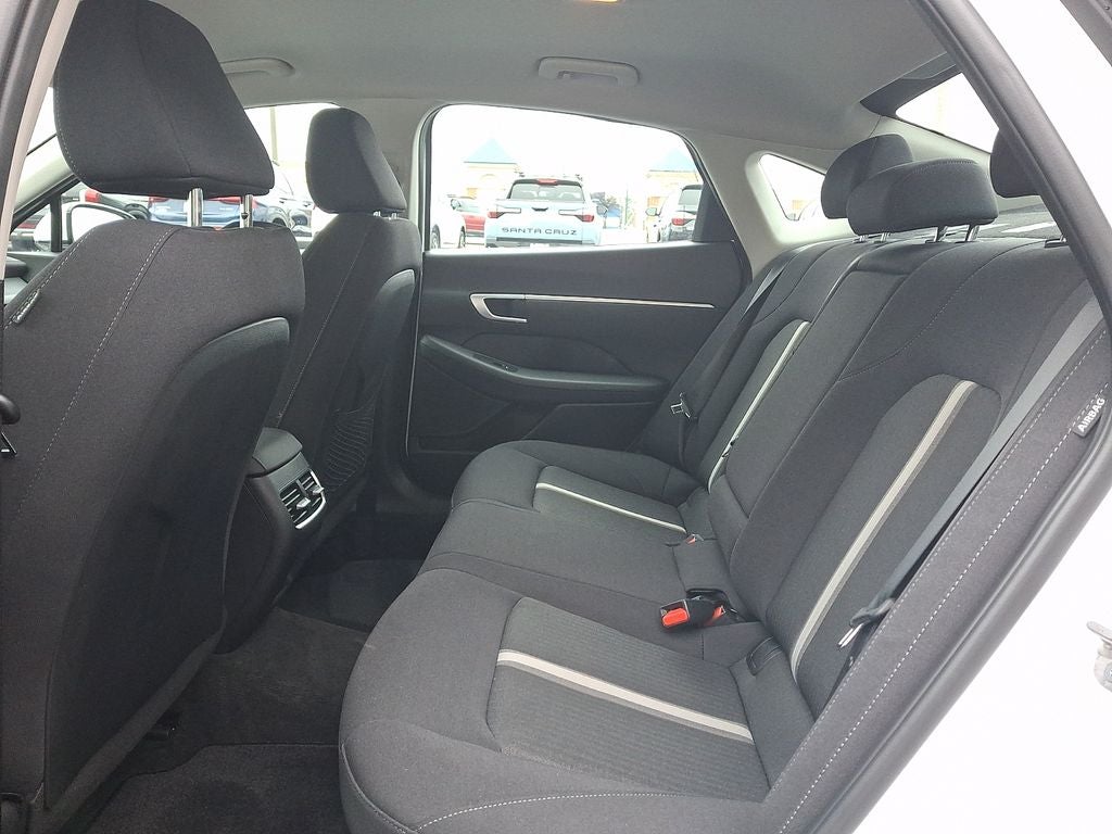 2025 Hyundai SONATA HYBRID SEL