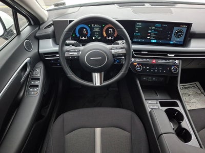 2025 Hyundai SONATA HYBRID SEL