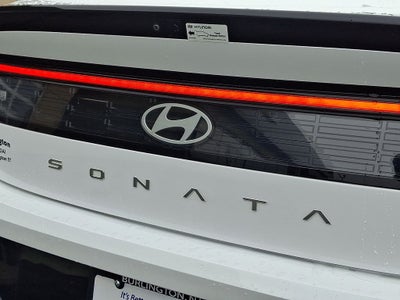 2025 Hyundai SONATA HYBRID SEL