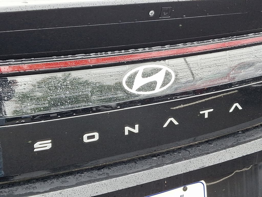 2024 Hyundai SONATA HYBRID Limited