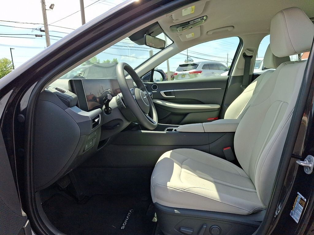 2025 Hyundai SONATA SEL