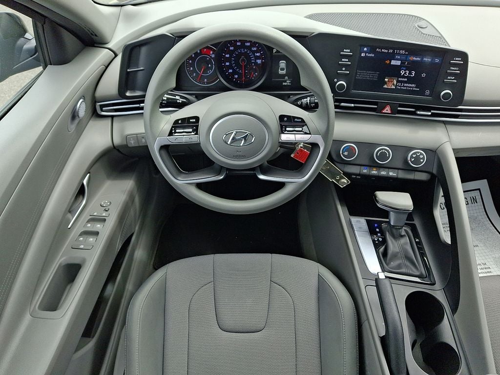 2023 Hyundai ELANTRA SE