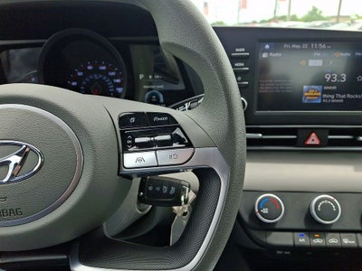2023 Hyundai ELANTRA SE