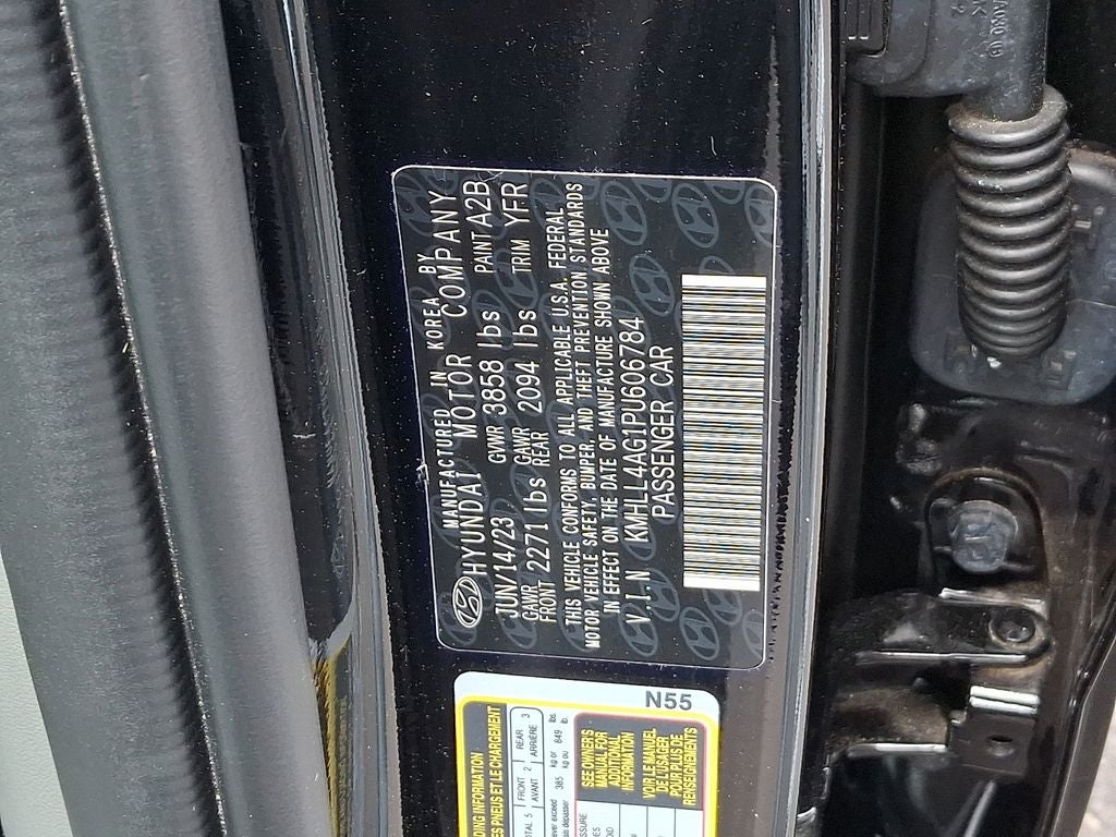 2023 Hyundai ELANTRA SE