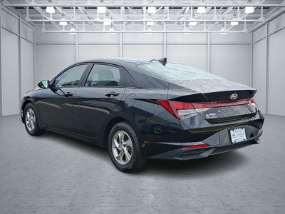2023 Hyundai ELANTRA SE