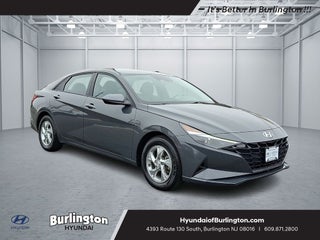 2023 Hyundai ELANTRA SE