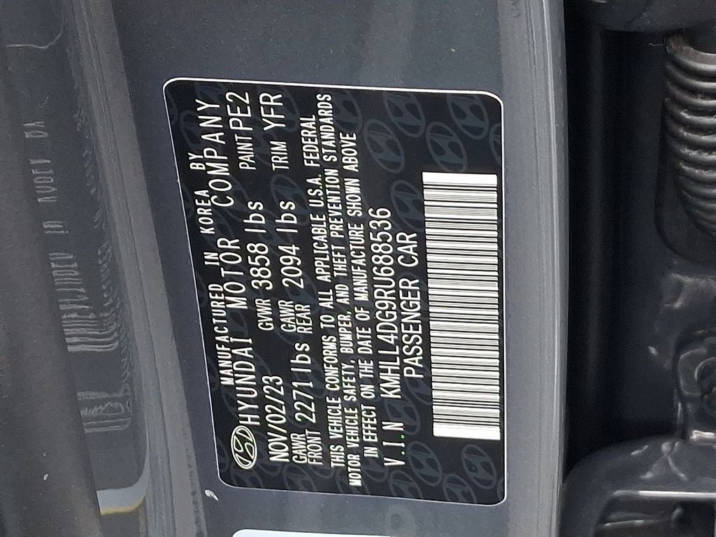 2024 Hyundai ELANTRA SE