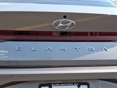 2023 Hyundai ELANTRA SEL