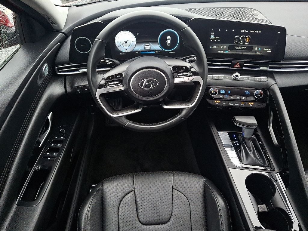 2023 Hyundai ELANTRA Limited