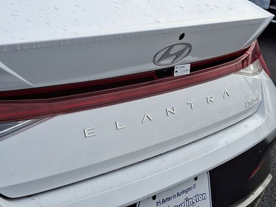 2025 Hyundai ELANTRA Limited