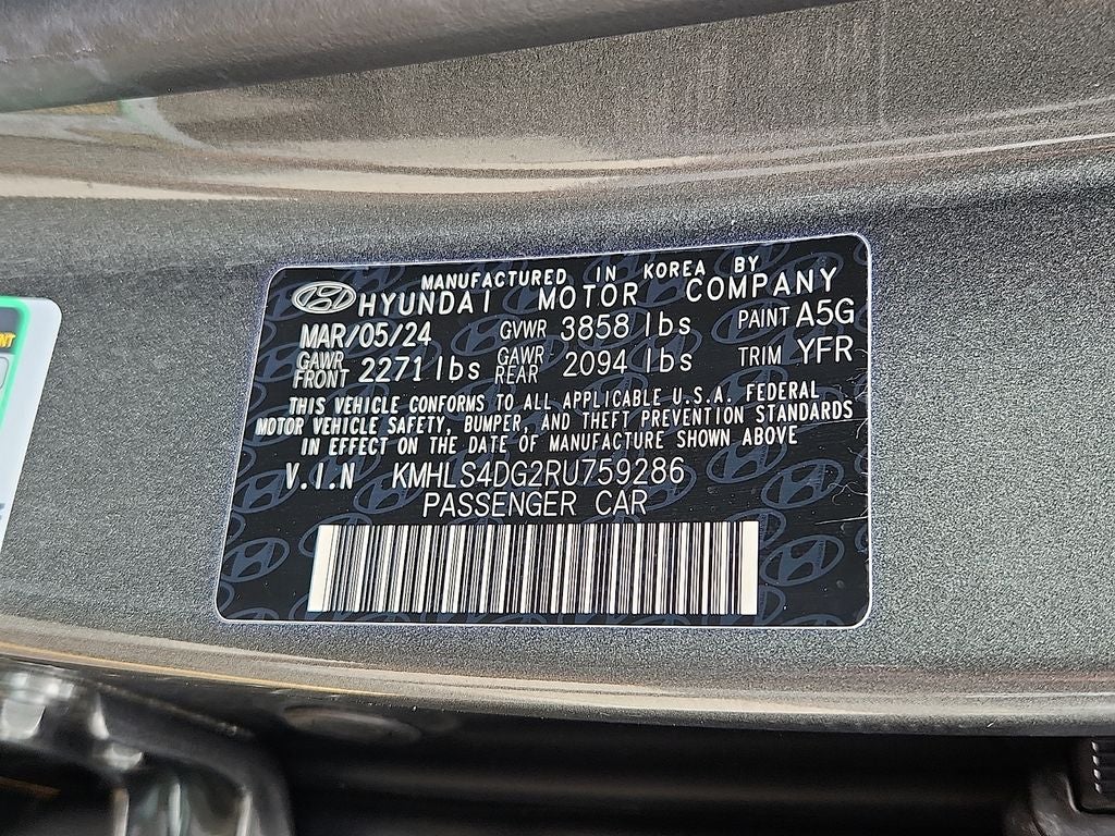 2024 Hyundai ELANTRA SEL
