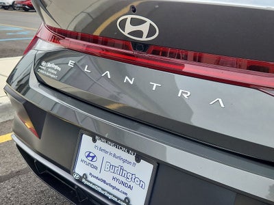 2024 Hyundai ELANTRA SEL