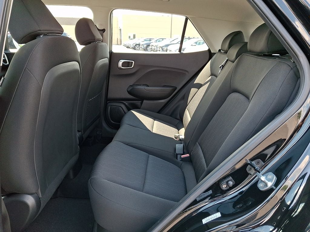 2022 Hyundai VENUE SE