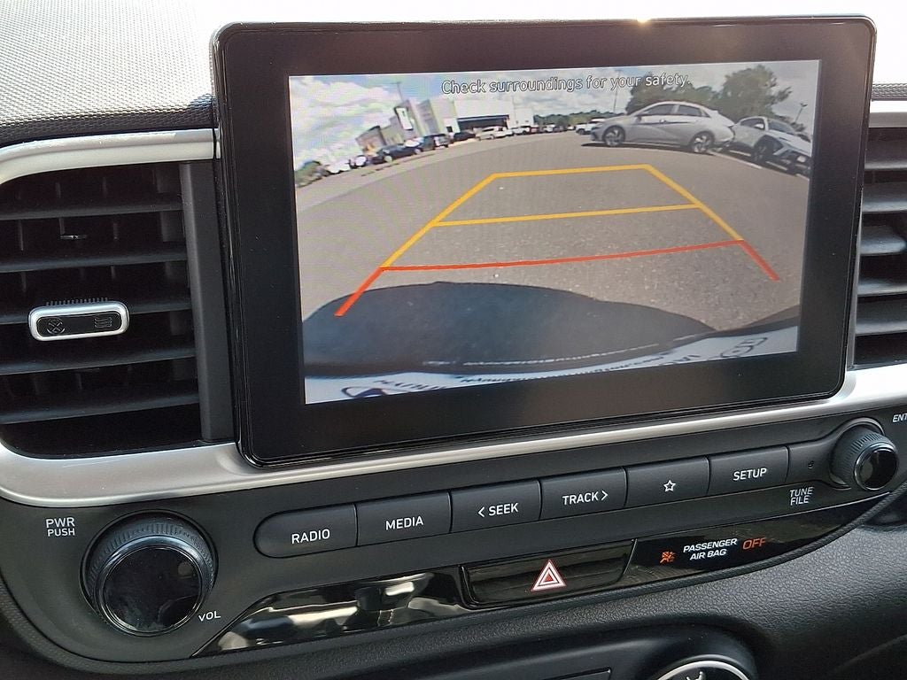2022 Hyundai VENUE SE