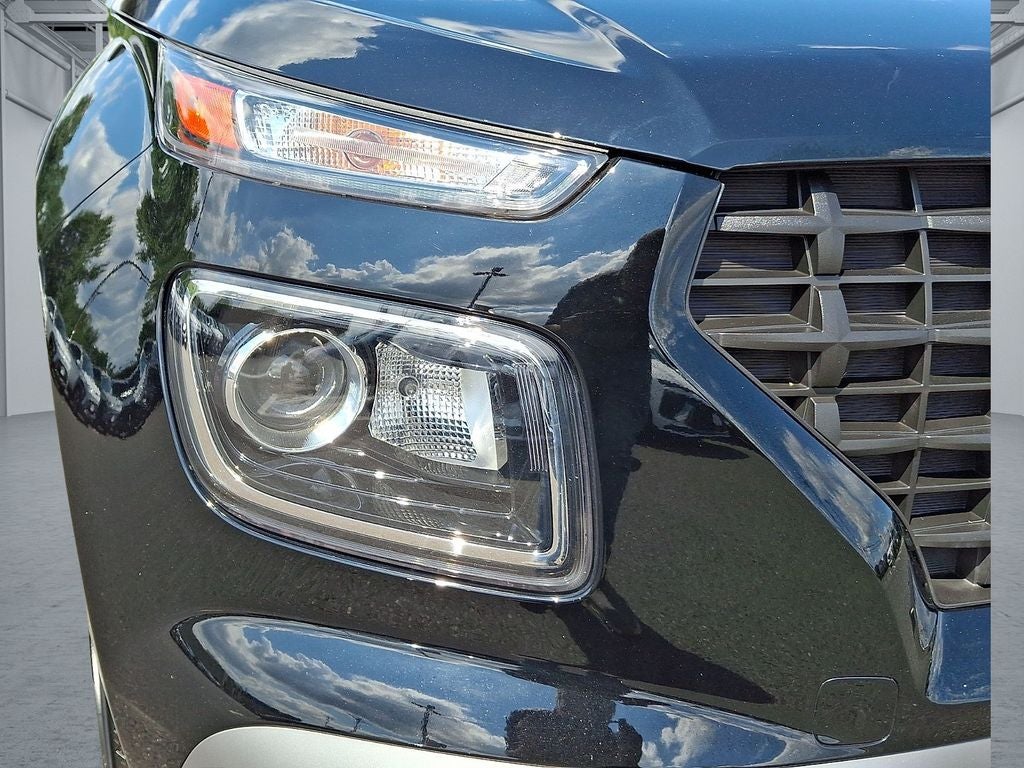 2022 Hyundai VENUE SE