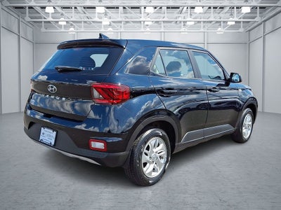 2022 Hyundai VENUE SE