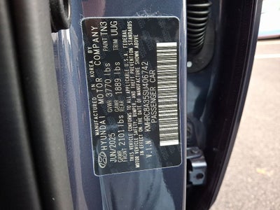 2025 Hyundai VENUE Limited