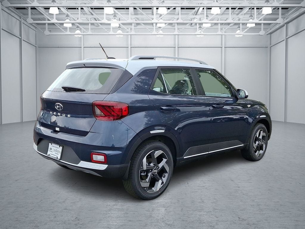 2025 Hyundai VENUE Limited
