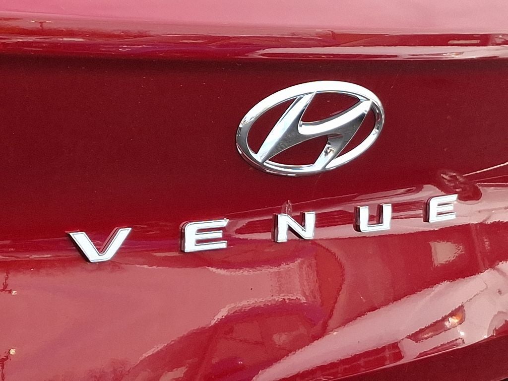 2024 Hyundai VENUE Limited
