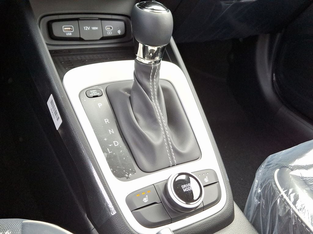 2024 Hyundai VENUE Limited