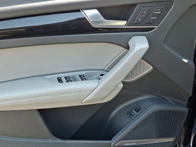 2020 Audi Q5 45 Premium Plus quattro