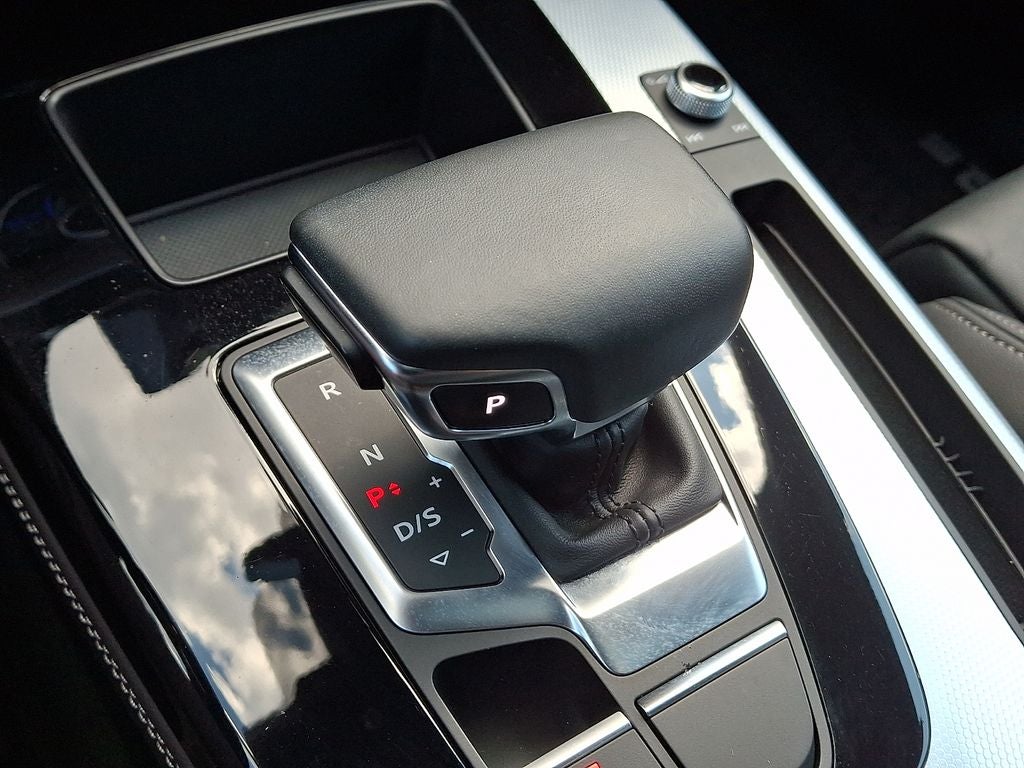 2025 Audi Q5 45 S line Premium Plus quattro